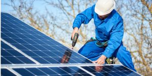 Installation Maintenance Panneaux Solaires Photovoltaïques à Crain